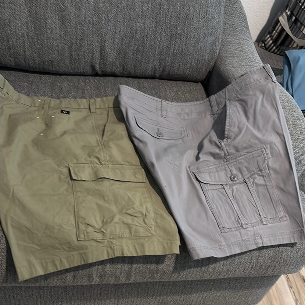 Men's Casual Cargo Shorts - Olive and Gray